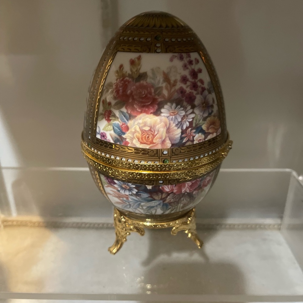 Floral Decorative Trinket Box Egg with Gold Accents